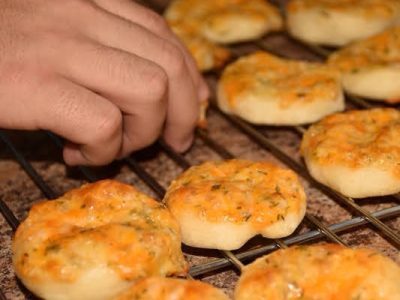 Mini Pizzas au fromage